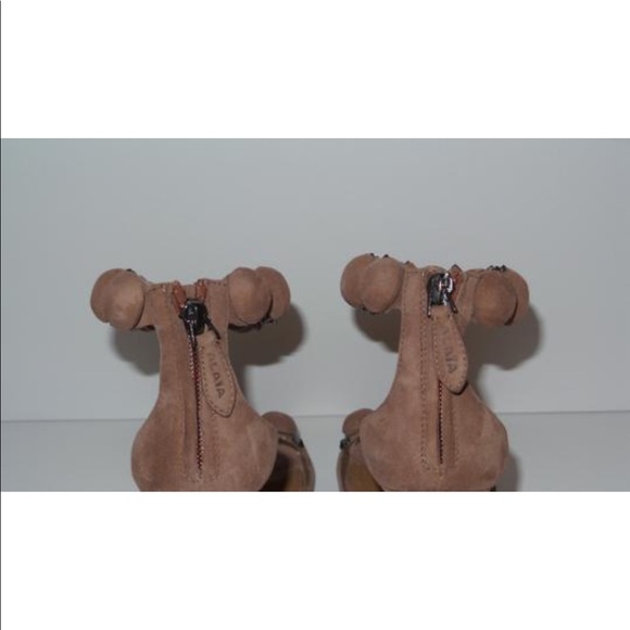 ALAIA BOMBE TAUPE STUDDED SANDALS HEELS SIZE 36 - Picture 8 of 11